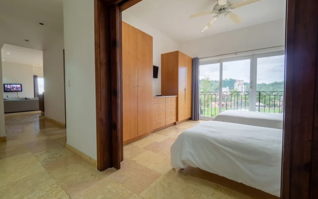 Acqua Residences