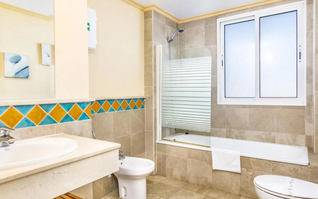 Sea views Apartment 342