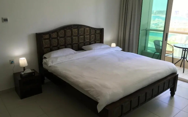 The Royal Oceanic by Vacation Bay