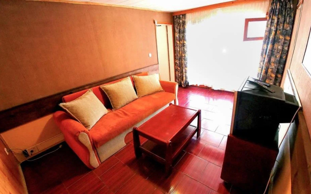 Aparthotel Alexander