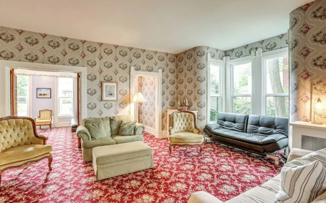 Walk to Lake Michigan & Dtwn: Coastal Grand'