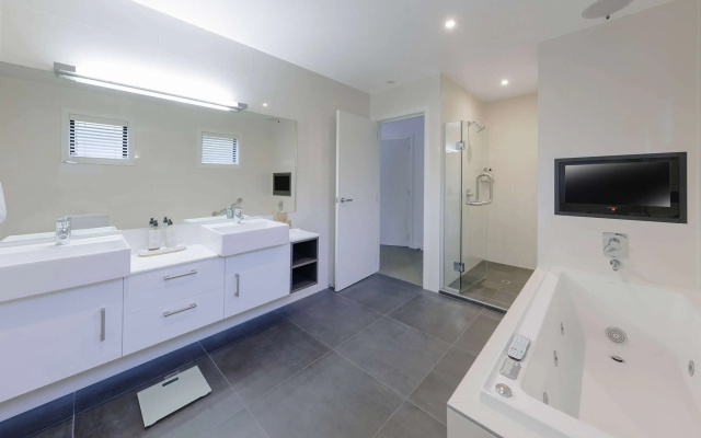 Club Wyndham Wanaka, Trademark Collection by Wyndham