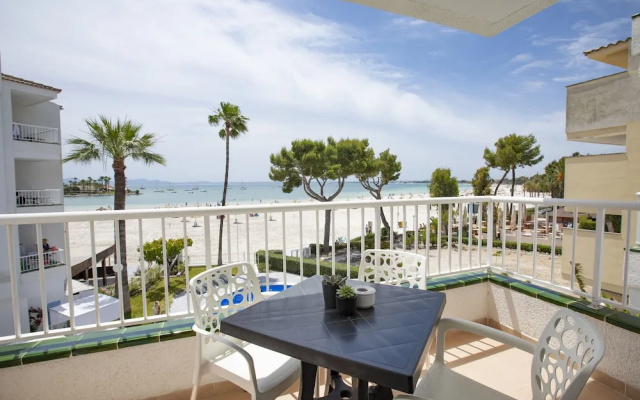 Sand Beach Apartments