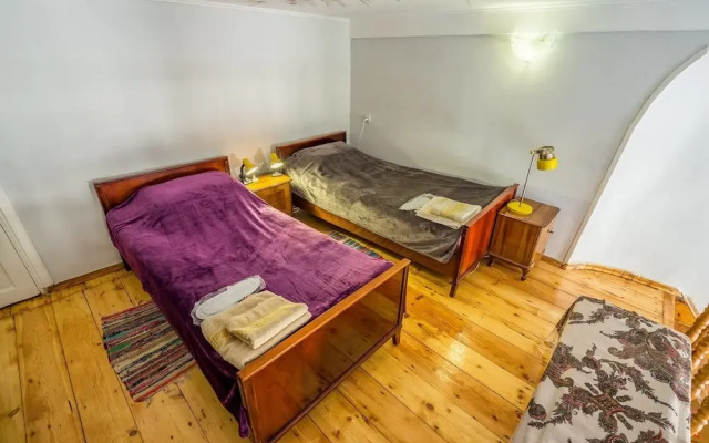 Kg Guest House