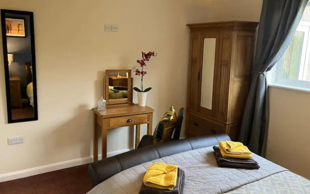 Ogilvie Lodge