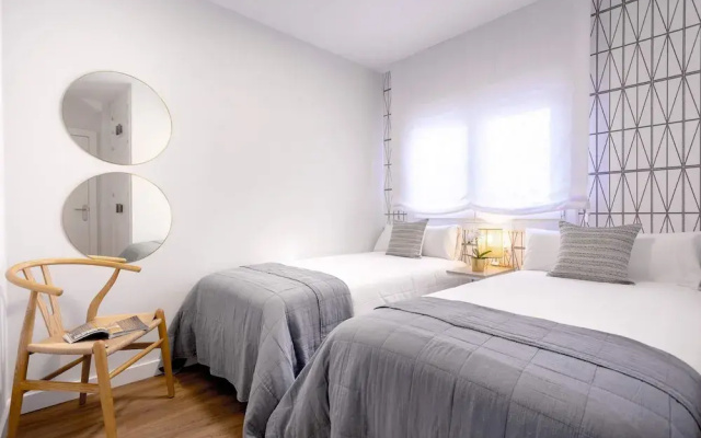 Cozy Apartament in Malaga. Larios III