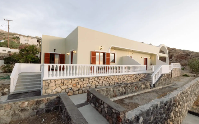 Kaminia Holiday Homes
