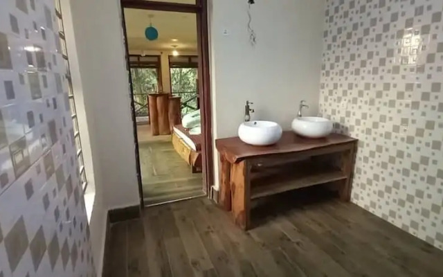 Wanale Falls Lodge