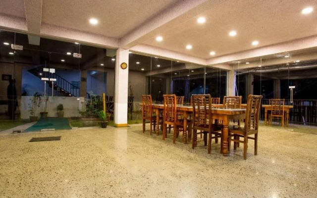 The Tenth Hotel