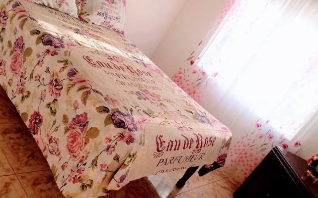 Bamboo - Sleeps 2 - Garden - Parking
