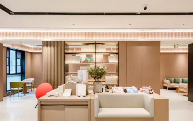 Ji Hotel (Dongfeng South Road, Zhengzhou East High-speed Railway Station)