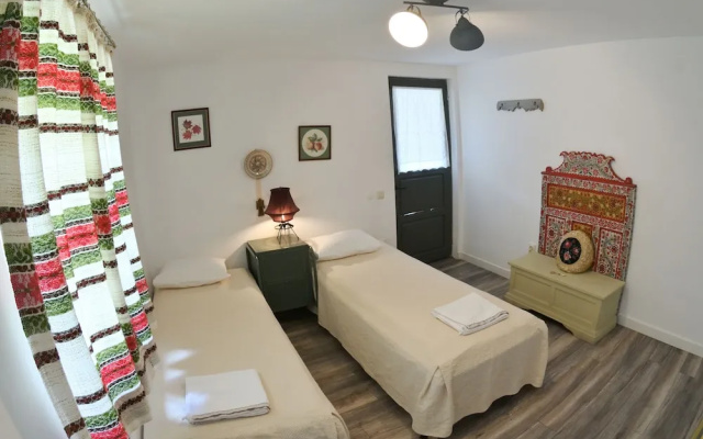Alunis Retreat
