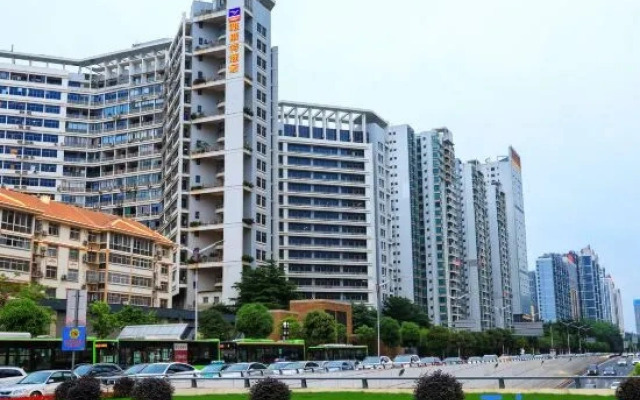 Yeste Hotel