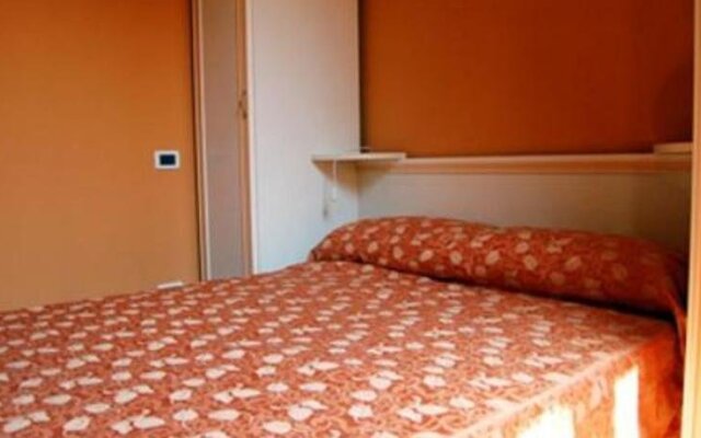 Отель Room4You B&B комната для гостей