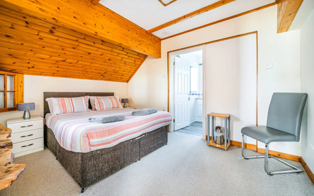 Family Beachfront House Pevensey Bay Sleeps 10