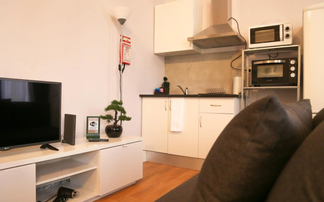 Bonsai Apartment II