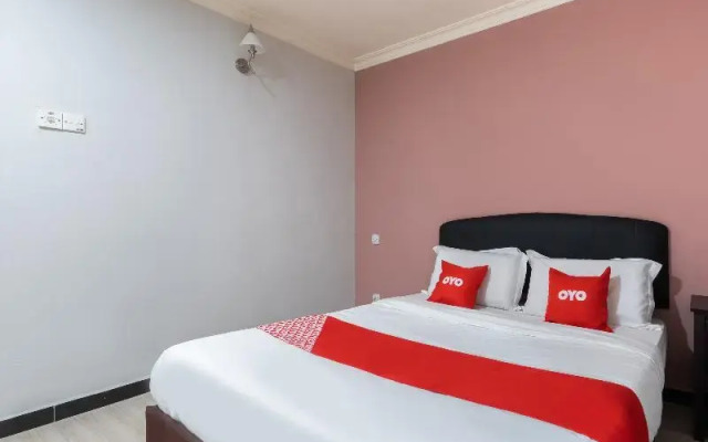 OYO 89844 Green Villa Hotel