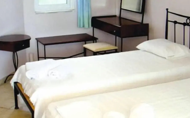 Gyra Villas