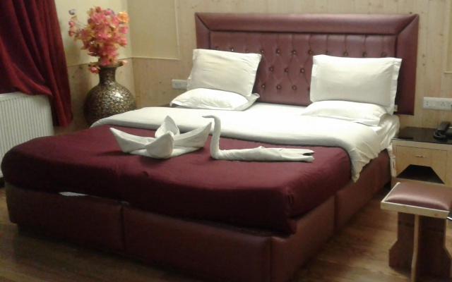 Hotel Abshar