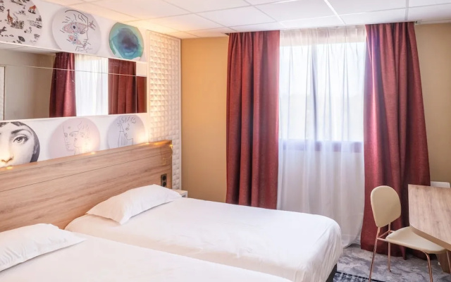 Brit Hotel Nantes La Beaujoire - LAmandine