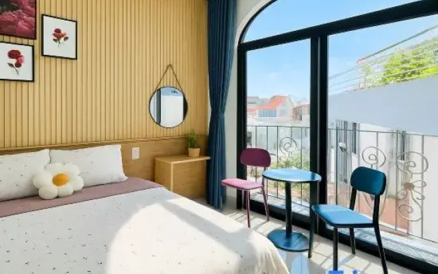 Room 2 people with balcony - near back beach