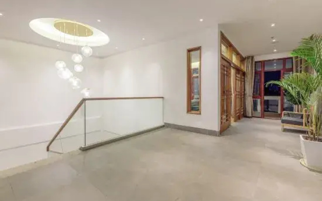 Mingsu Hotel