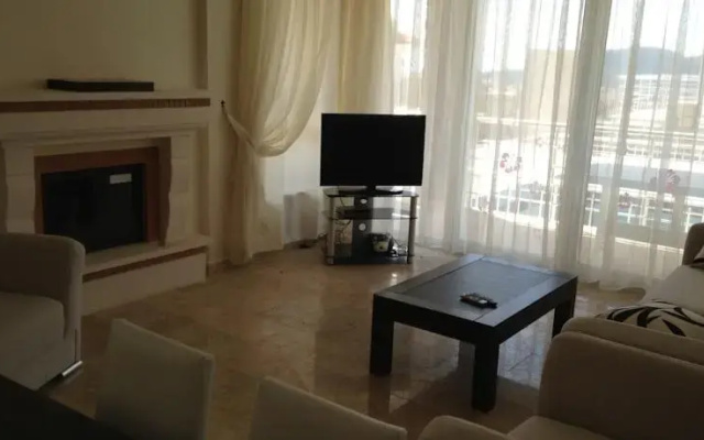 Arnna 2 Villa
