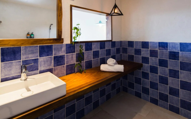 Haku Beach Days Inn