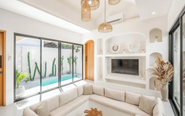 Zeus Villa by Betterplace
