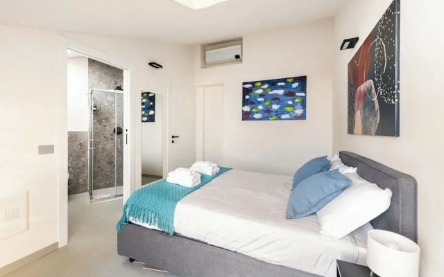 Luxury Penthouse 2 Bedooms 2 Bathrooms