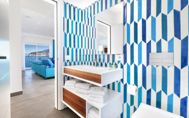 Amore Rentals - Villa del Mare