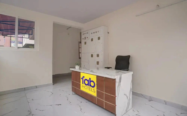 Fabhotel Sri Aditya Inn