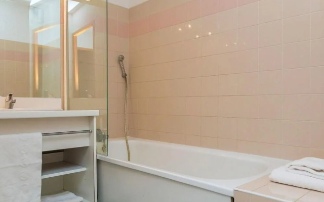 Carefully furnished apartment near the piste and Valmeinier