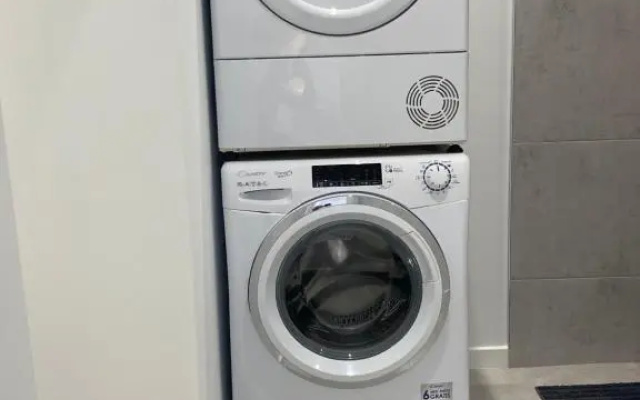 T3 2 chambres-centre-ville Place d'Armes Clim-Wifi