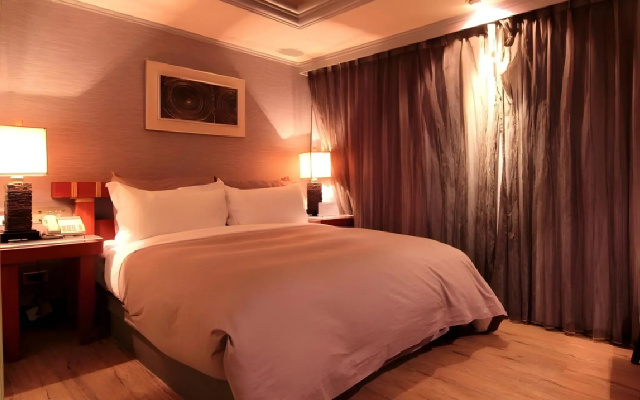 The Moon Hotel
