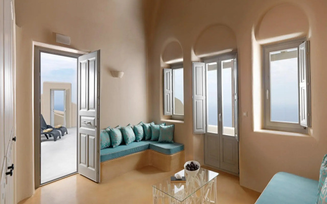 Dome Santorini Resort & Spa