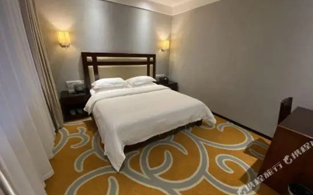 Yangchun Haiyue Bay Business Hotel