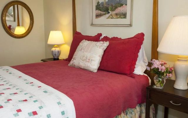The Orchard Inn