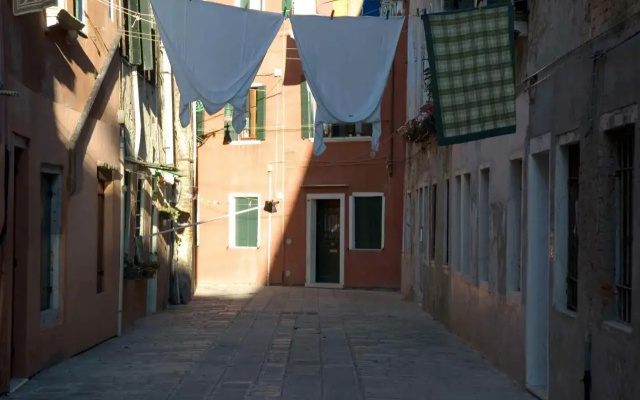 1410 Castello