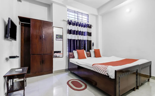 OYO 10572 Kalpataru Guest House