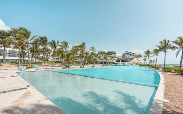 Apt w 2BR Ocean View Jacuzzi in Sotogrande