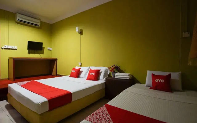 OYO 89482 Hotel Casero Inn