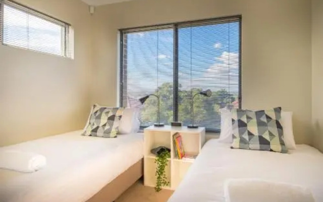 Woodlands Retreat