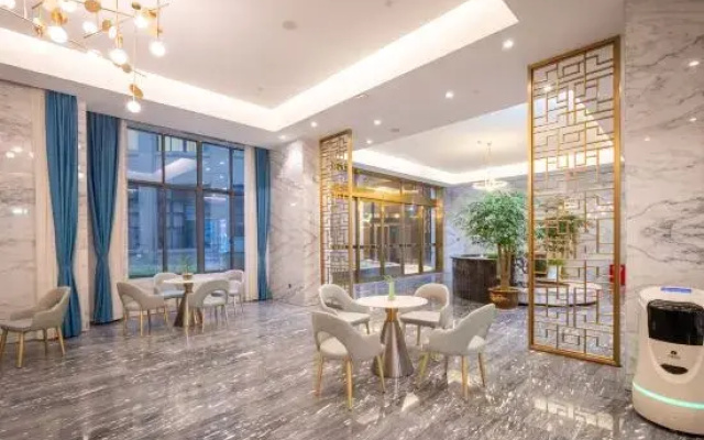 LongFeng Hotel