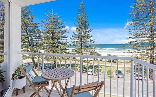 3 Bedroom Miami Oceanfront Apartment