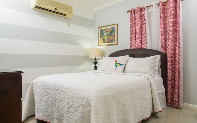 Отель Winchester 12A by Pro Homes Jamaica комната для гостей