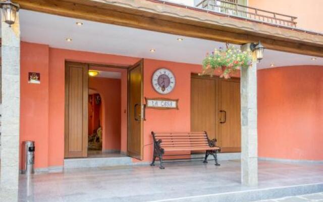 Отель Guest House La Casa Болгария, Генерал-Кантраджиево - отзывы, цены и фото номеров - забронировать отель Guest House La Casa онлайн вид на фасад