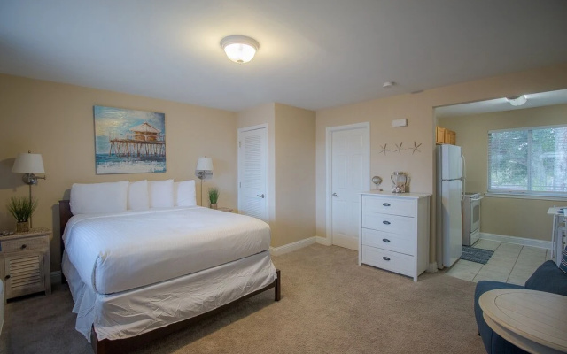 Oak Shores-Oak Shores Studio 4