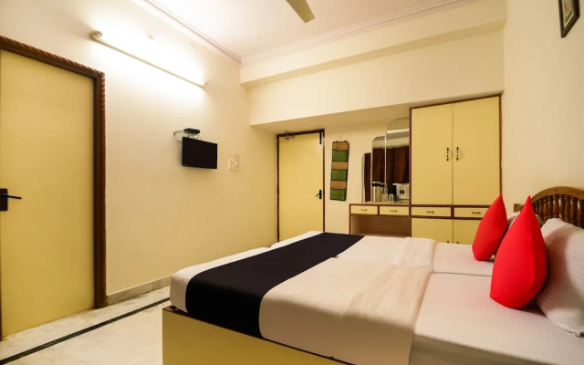 Capital O 7200 Hotel YKS