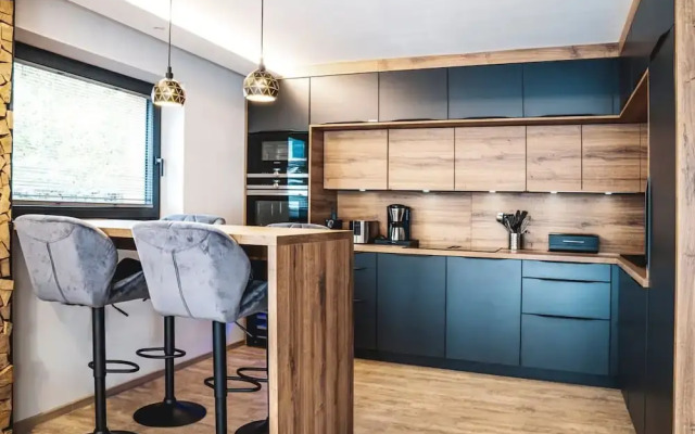 Chalet Amadeus - Designer Luxury Chalet for 14